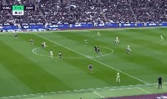 开云体育下载-【英超】西汉姆联1比1切尔西 恩佐助攻费利克斯破门